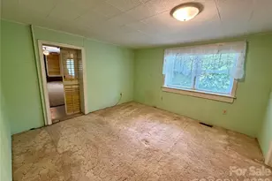 5 Dewberry Dr, Hendersonville, NC 28792 - Photo 24