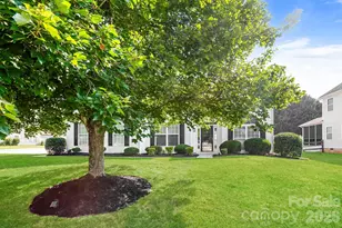 200 Golden Valley Dr, Mooresville, NC 28115 - Photo 2