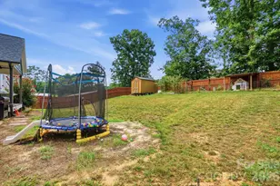 304 E Florida Ave, Bessemer City, NC 28016 - Photo 38