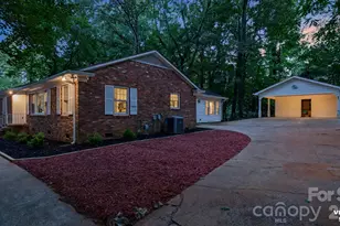 7515 Shady Ln, Charlotte, NC 28215 - Photo 2