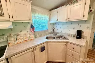 471 Crawford Cemetery Rd, Sylva, NC 28779 - Photo 6