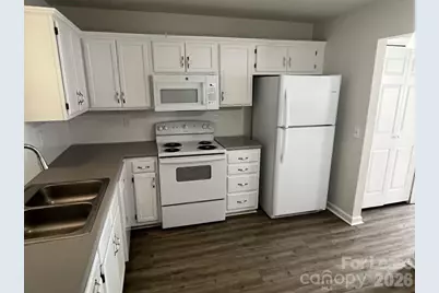 3122 Periwinkle Court, Charlotte, NC 28269 - Photo 6