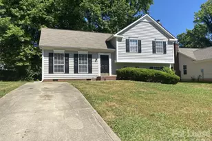 3122 Periwinkle Ct, Charlotte, NC 28269 - Photo 1