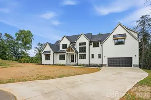 301 Spanish Oak Ln, Gastonia, NC 28056 - Photo 2