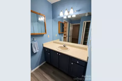 31 Mint Lake Court W #Unit B, Franklin, NC 28734 - Photo 8