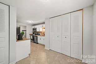 7319 Shadowlake Dr, Charlotte, NC 28226 - Photo 8