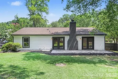 7319 Shadowlake Drive, Charlotte, NC 28226 - Photo 22