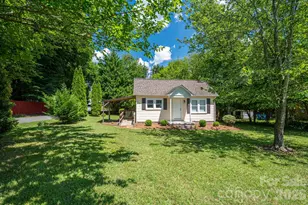 214 23rd St NW, Hickory, NC 28601 - Photo 4