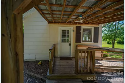 214 23rd Street NW, Hickory, NC 28601 - Photo 22