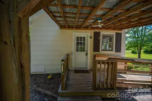 214 23rd St NW, Hickory, NC 28601 - Photo 22