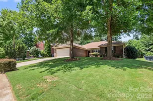 207 Edenshire Ct, Indian Trail, NC 28079 - Photo 4