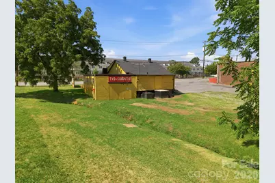 2026 12th Avenue NE, Hickory, NC 28601 - Photo 22