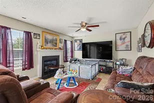 2026 Edenderry Dr, Statesville, NC 28625 - Photo 6