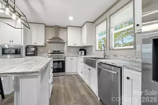 526 Cane River School Rd, Burnsville, NC 28714 - Photo 10