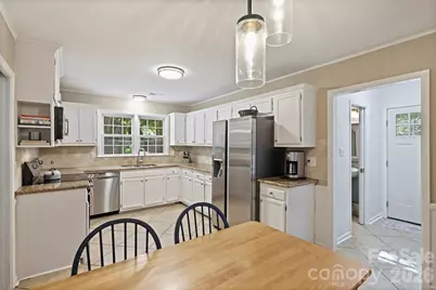 9301 Hinson Drive, Matthews, NC 28105 - Photo 16