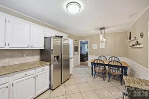 9301 Hinson Dr, Matthews, NC 28105 - Photo 18
