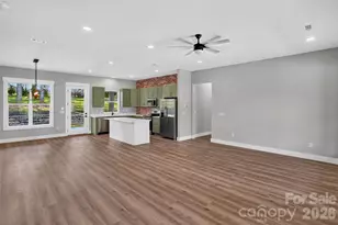 68 Point Hope Ln, Hendersonville, NC 28792 - Photo 8