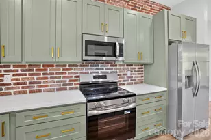 68 Point Hope Ln, Hendersonville, NC 28792 - Photo 12