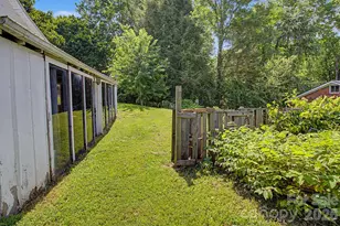 114 Old State 10 Rd, Black Mountain, NC 28711 - Photo 38