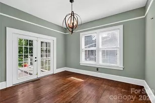 729 5th Ave W, Hendersonville, NC 28739 - Photo 20