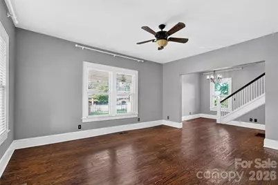 729 5th Avenue W, Hendersonville, NC 28739 - Photo 12