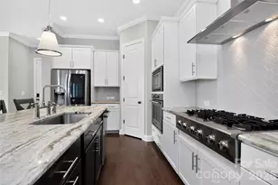 8910 Matthews Farm Ln, Charlotte, NC 28277 - Photo 1