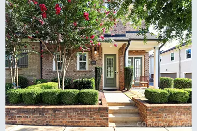 8910 Matthews Farm Lane, Charlotte, NC 28277 - Photo 2