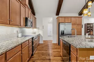 240 Persimmon Hill Dr, Columbus, NC 28722 - Photo 14