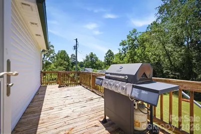 805 Bannon Place SW, Lenoir, NC 28645 - Photo 34