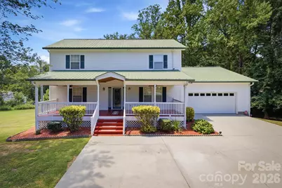 805 Bannon Place SW, Lenoir, NC 28645 - Photo 2