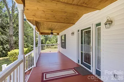 805 Bannon Place SW, Lenoir, NC 28645 - Photo 4
