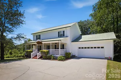 805 Bannon Place SW, Lenoir, NC 28645 - Photo 1