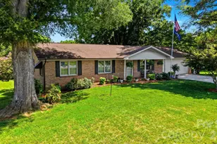 3210 W Calvin St, Claremont, NC 28610 - Photo 1