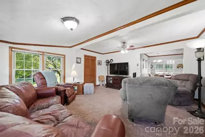3210 W Calvin Street, Claremont, NC 28610 - Photo 16