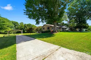 3210 W Calvin St, Claremont, NC 28610 - Photo 42