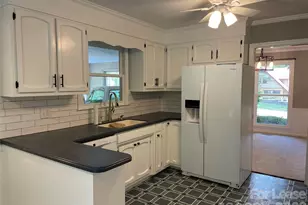 7942 Lake Vista Dr, Denver, NC 28037 - Photo 10