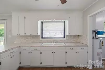 100 Piedmont Drive, Kannapolis, NC 28081 - Photo 12