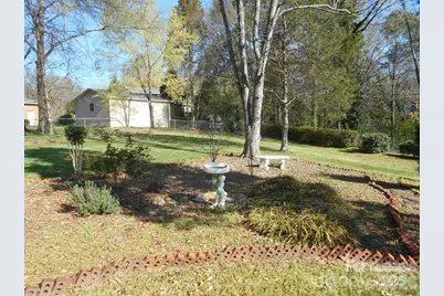 1330 E Barden Road, Charlotte, NC 28226 - Photo 6