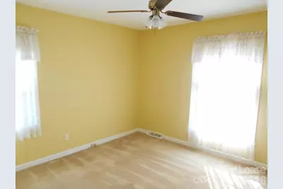 1330 E Barden Road, Charlotte, NC 28226 - Photo 18