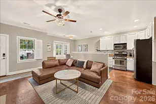 4632 Dabney Vigor Dr, Charlotte, NC 28209 - Photo 4