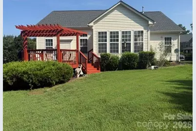622 Panthers Way, Fort Mill, SC 29708 - Photo 2
