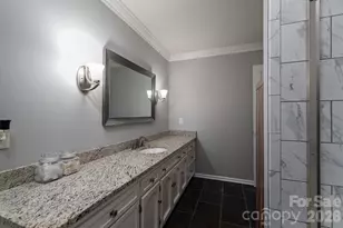 389 Caprice Cir, Lincolnton, NC 28092 - Photo 18