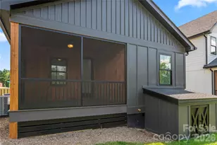 12 S Martha Kate Dr, Hendersonville, NC 28792 - Photo 30