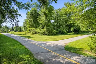 12 S Martha Kate Dr, Hendersonville, NC 28792 - Photo 32