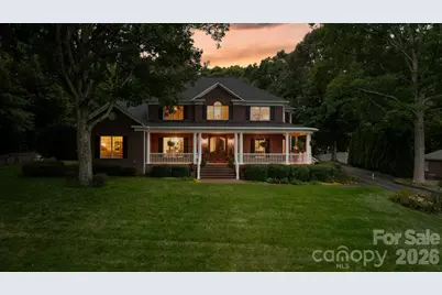 3740 Pinecrest Drive NE, Hickory, NC 28601 - Photo 2