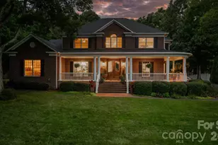 3740 Pinecrest Dr NE, Hickory, NC 28601 - Photo 38