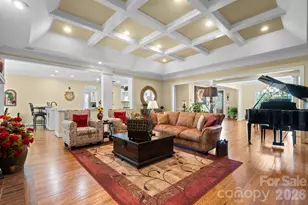 3740 Pinecrest Dr NE, Hickory, NC 28601 - Photo 10