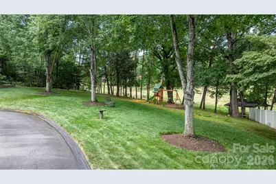 3740 Pinecrest Drive NE, Hickory, NC 28601 - Photo 46