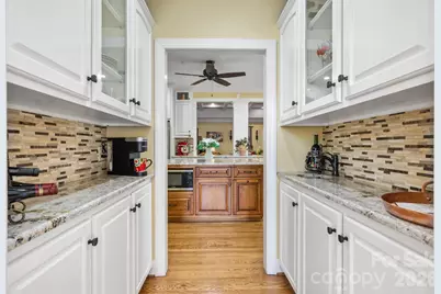 3740 Pinecrest Drive NE, Hickory, NC 28601 - Photo 20