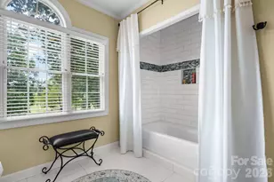 3740 Pinecrest Dr NE, Hickory, NC 28601 - Photo 30